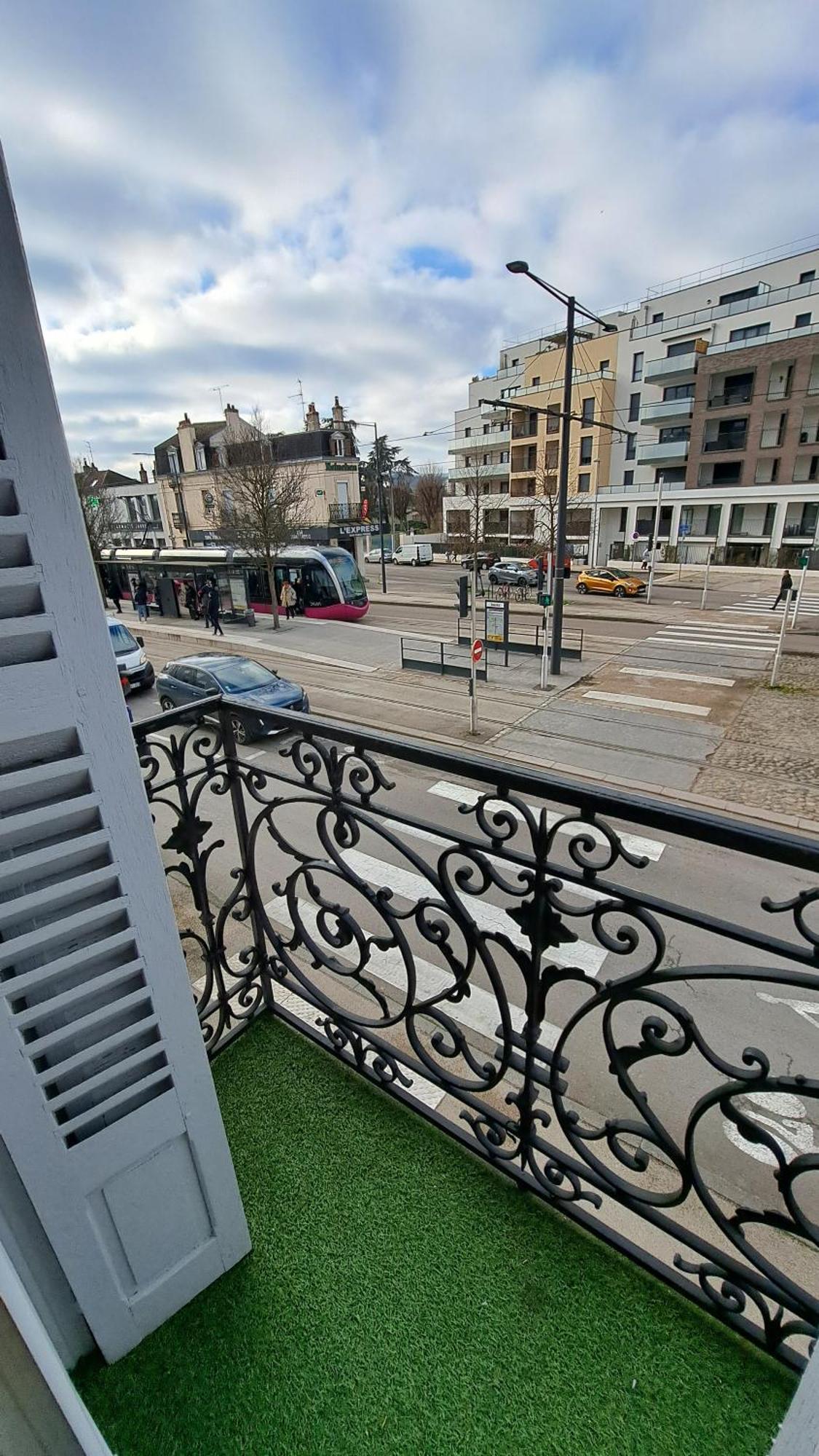 L'indigo, 4-6 Pers, 2ch-2sdb, Proche Cite De La Gastronomie Dijon